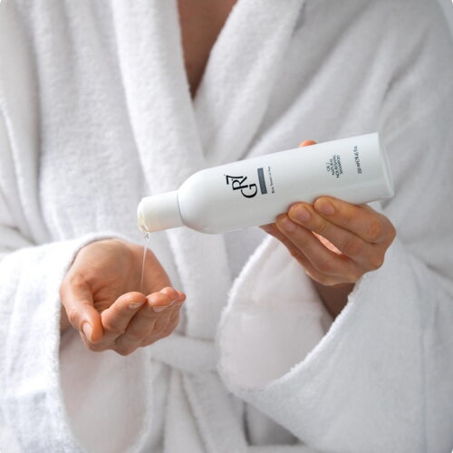 GR-7 prírodný výživný šampón