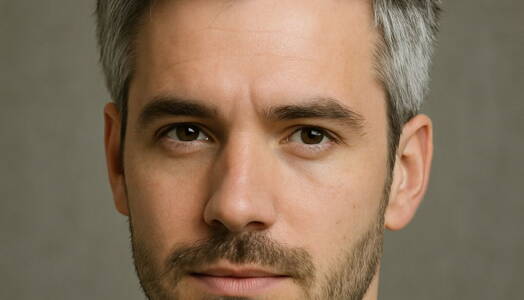 Prečo mi vlasy šedivejú, aj keď som mladý/á? 